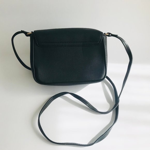 Small shoulder bag with tassel - Picture 3 of 6